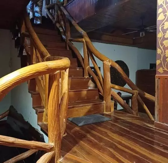 Majatalo Orchid Home