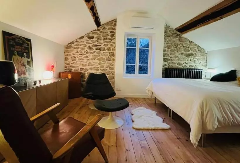 Majatalo Villa Les Roches D Yzeron