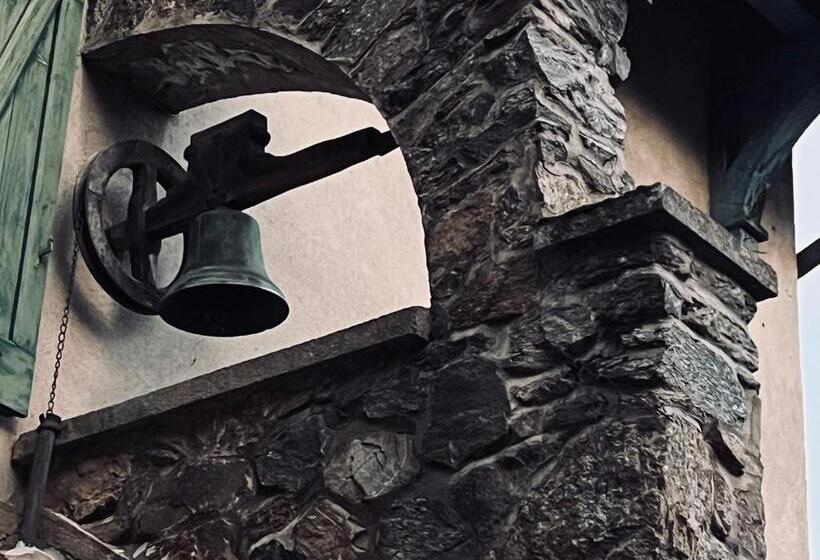 بنسيون Villa Les Roches D Yzeron