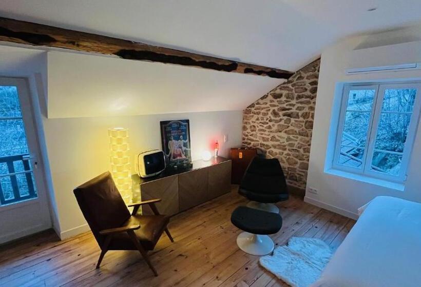 بنسيون Villa Les Roches D Yzeron