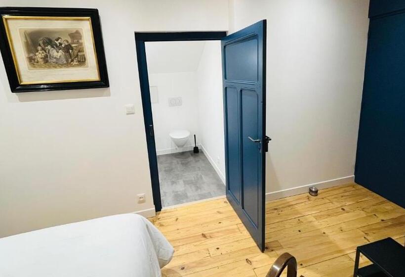 بنسيون Villa Les Roches D Yzeron