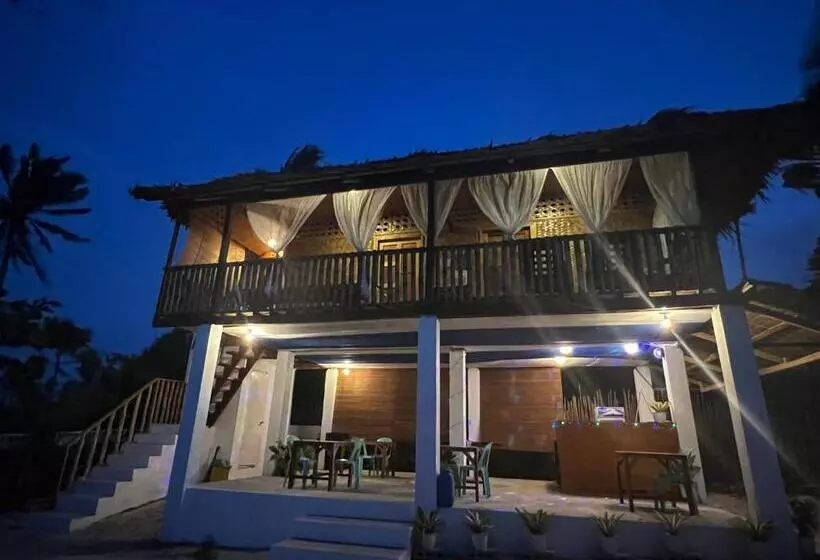 ユースホステル Balaypalay Tourist Inn & Resto Bar
