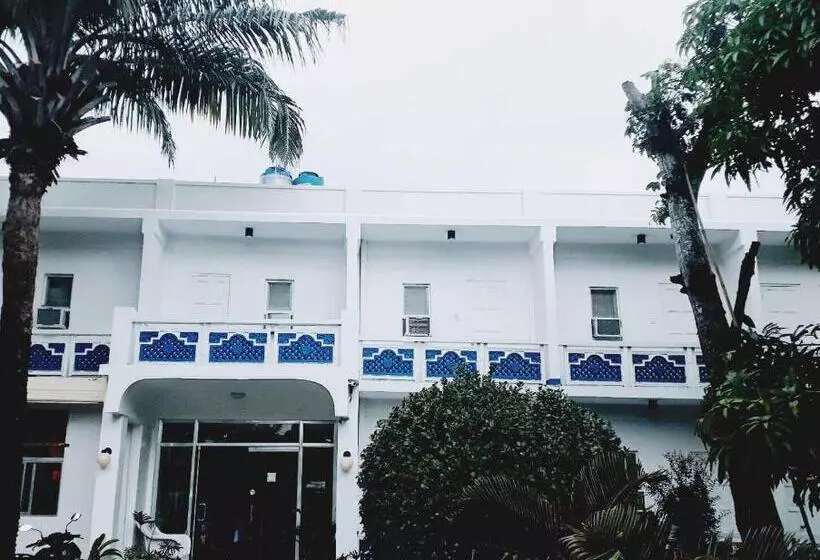 ユースホステル Casa De Praxides Tourist Inn