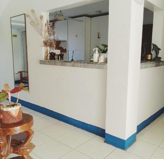 فندق صغير Casa De Praxides Tourist Inn