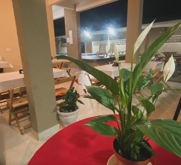 Hostel Pousada Aurora Peruíbe