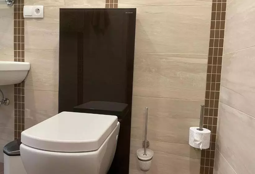 Aamiaismajoitus (B&B) Cochemer Arkaden