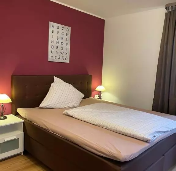 Aamiaismajoitus (B&B) Cochemer Arkaden