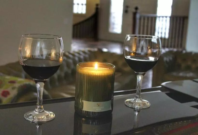 Aamiaismajoitus (B&B) Villa Jasmine