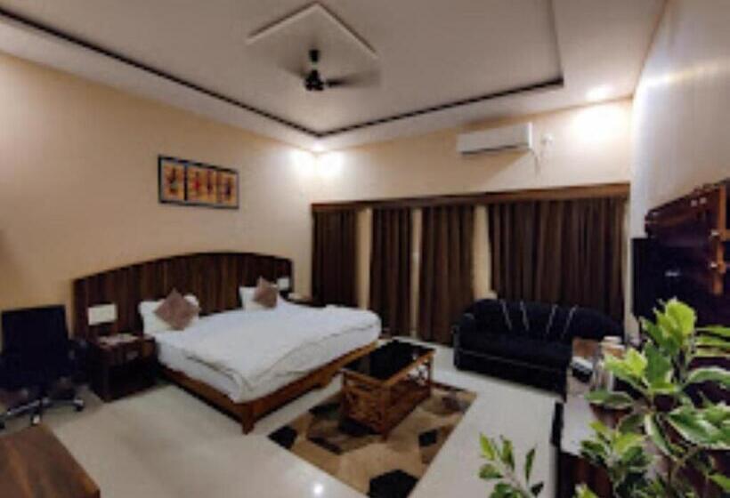 Hotel Aaradhya International Jagdalpur
