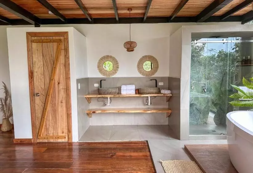 Hotelli Cedro Amazon Lodge