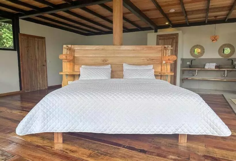 Hotelli Cedro Amazon Lodge