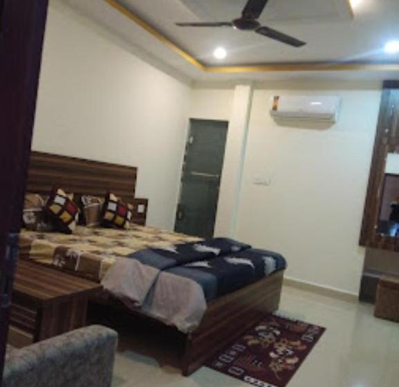 فندق Deepsun Regency Madhya Pradesh