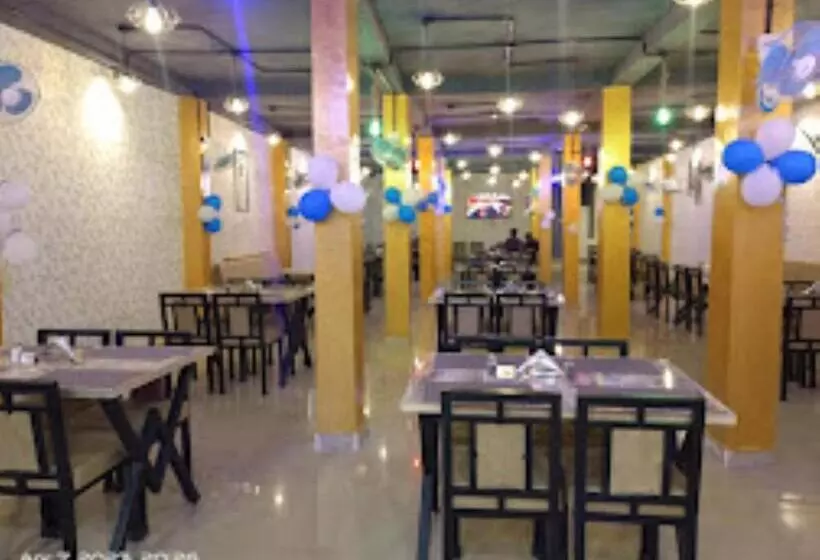 Hotelli Deepsun Regency Madhya Pradesh