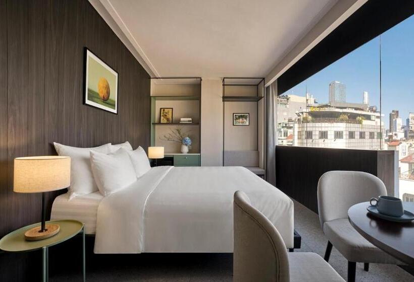 هتل M Village Lý Tự Trọng