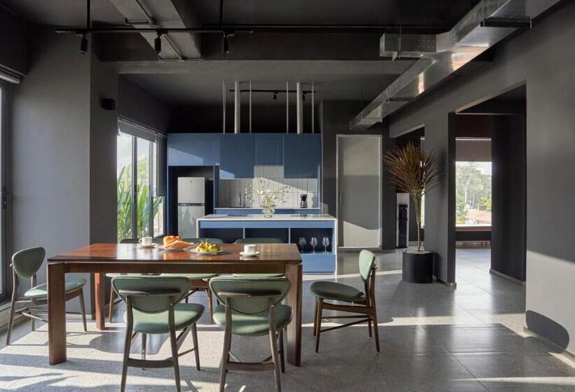 هتل M Village Lý Tự Trọng