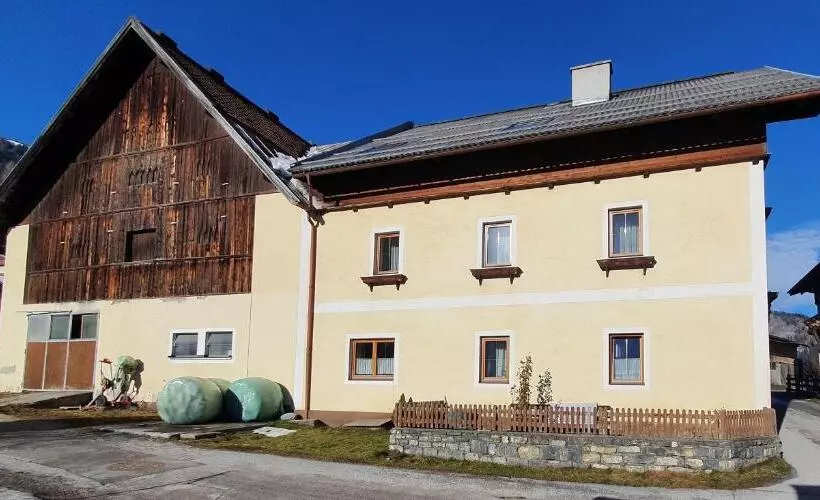 هتل Neufangbauer, Familie Sabine Und Peter Hauser