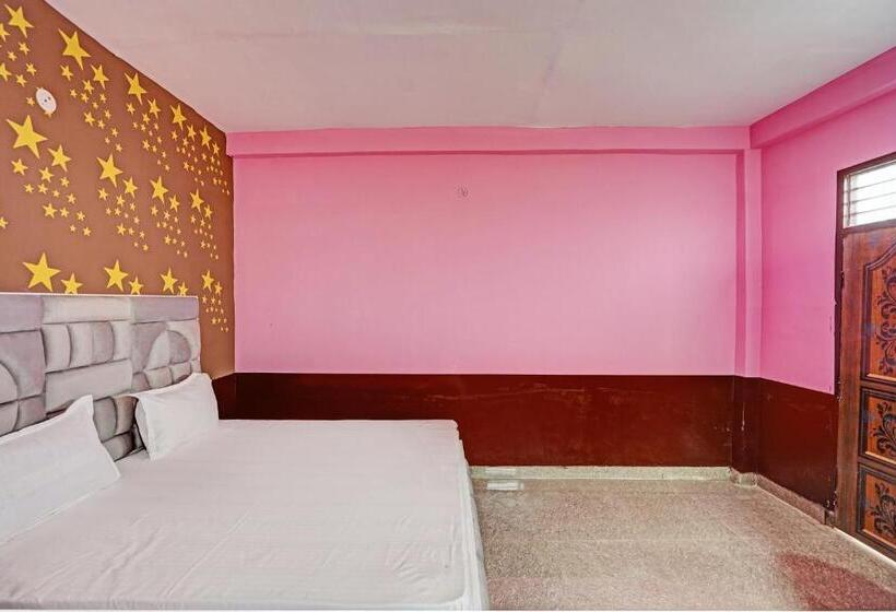 Отель Oyo Sun Burst Residency