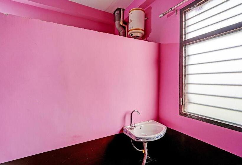 Отель Oyo Sun Burst Residency