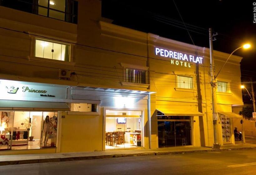 ホテル Pedreira Flat
