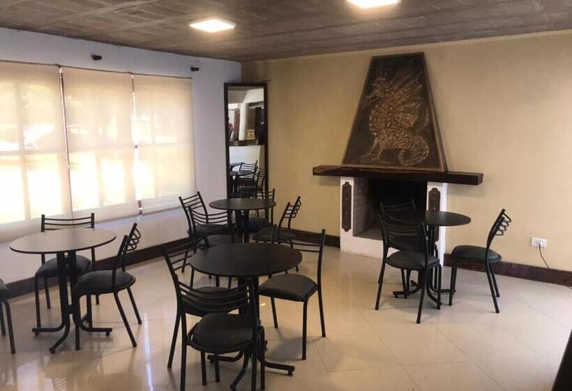 Hotel Santo Sol Suites