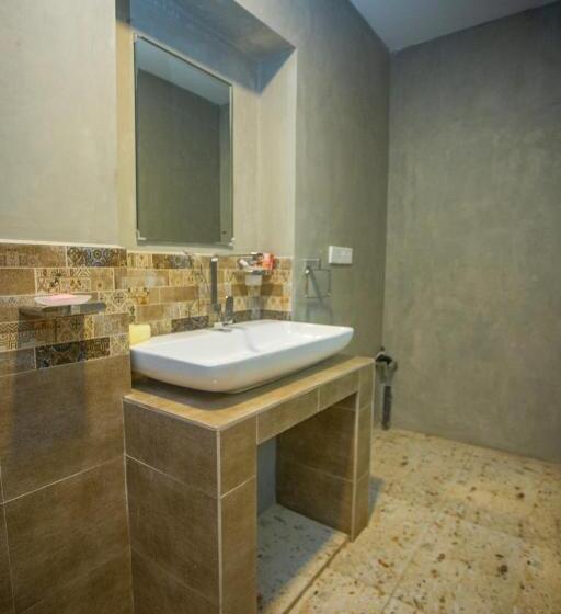 Hotel Villa Risithenmi