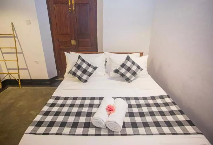 Hotelli Villa Risithenmi