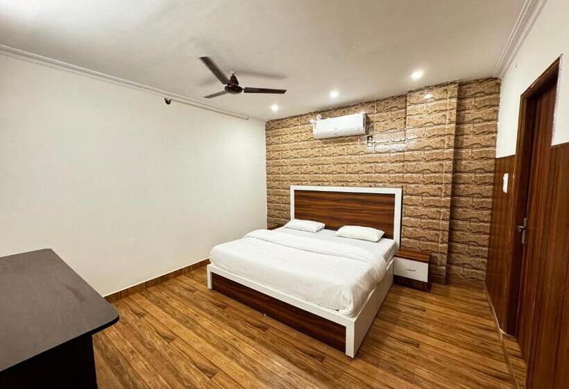 בית מלון כפרי Walk Inn