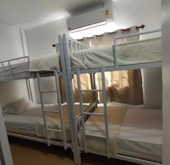 Jasper Phangan Hostel