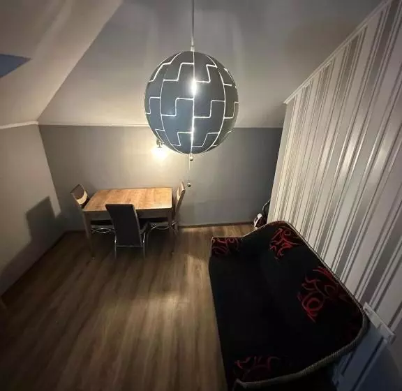 پانسیون Guesthouse Gamsaxurdia