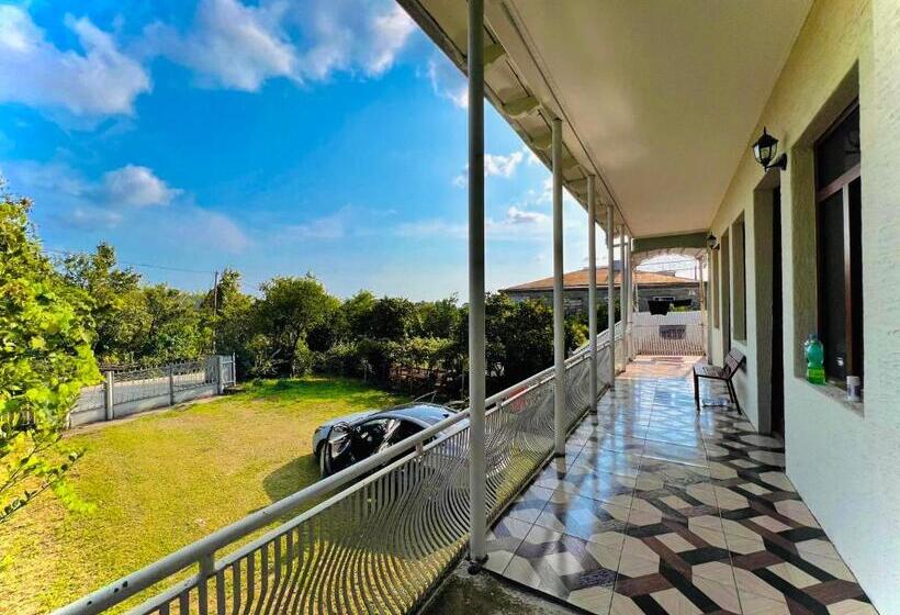 پانسیون Home Inn Samegrelo