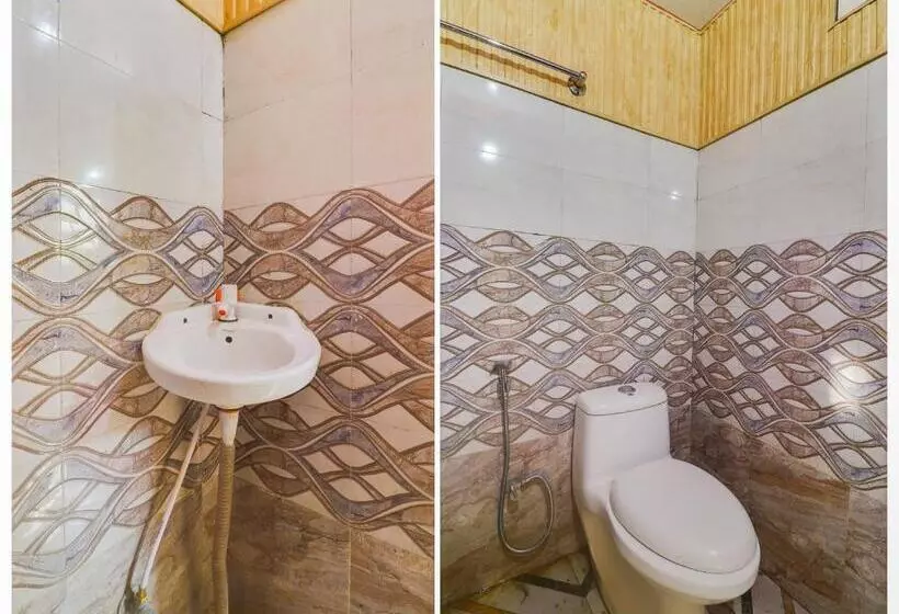 ペンション Krishna Red Rose Guest House  In Bhimtal, Nainital