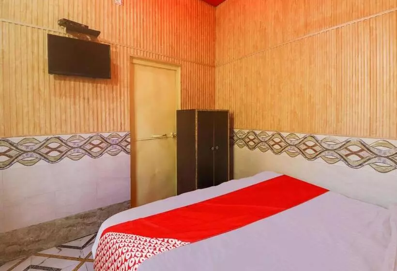 ペンション Krishna Red Rose Guest House  In Bhimtal, Nainital