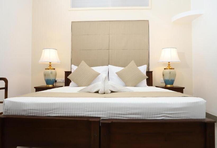 Pensão Sathmin Villa