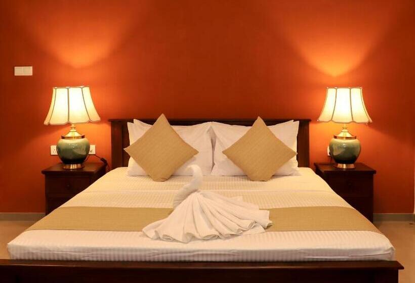 Pensão Sathmin Villa