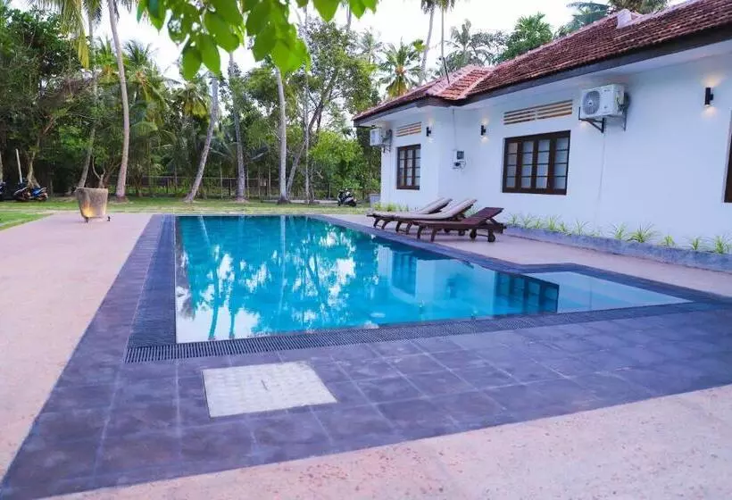 Majatalo Sathmin Villa