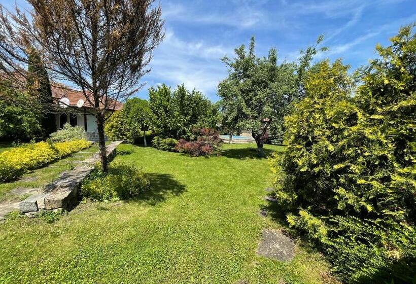 بنسيون Sveti Georgi Unique Guest House