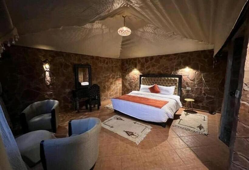 渡假胜地  كعب غزال