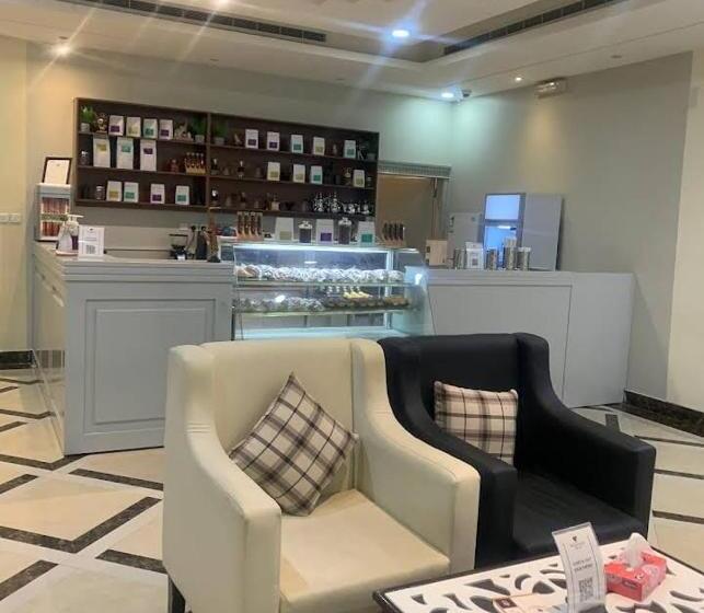 أجنحة ميثاق الفندقية