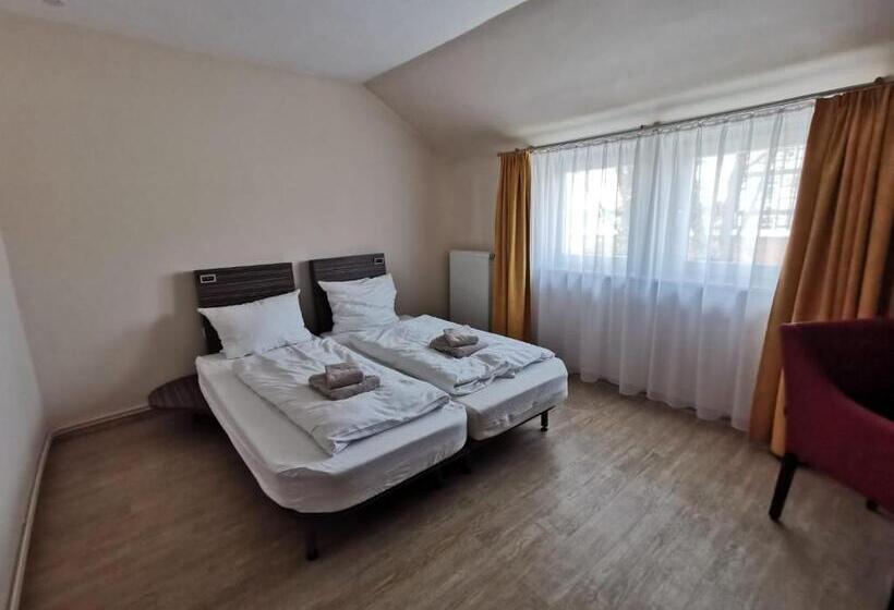 فندق صغير Gasthaus Zur Riete