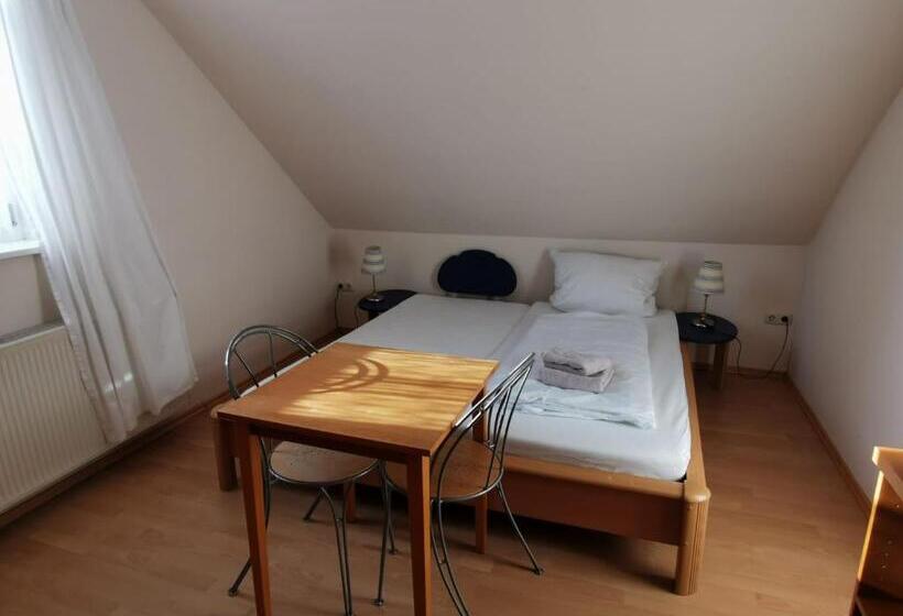 فندق صغير Gasthaus Zur Riete