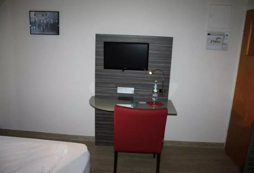 ユースホステル Gasthaus Zur Riete