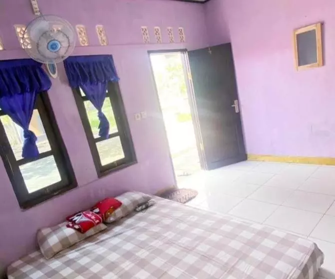 ユースホステル Penginapan & Homestay Geopark Ciletuh
