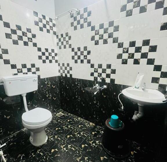 בית מלון כפרי Bay Walk Residency