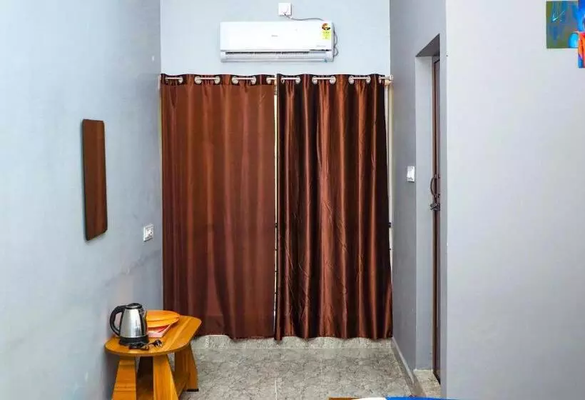 هتل Bay Walk Residency
