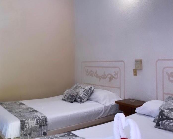 בית מלון כפרי El Almirante