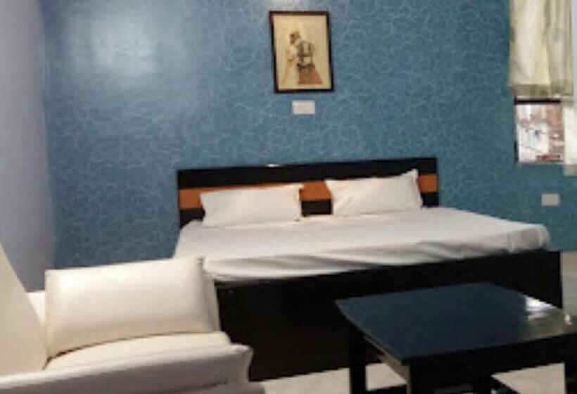 酒店 Golden Leaf , Sagar