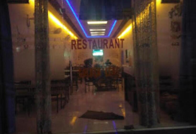 酒店 Golden Leaf , Sagar