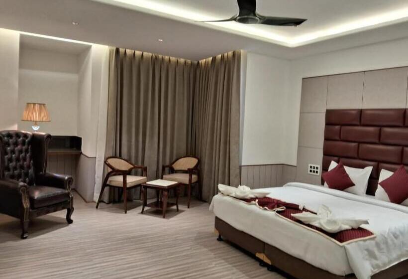 בית מלון כפרי K11