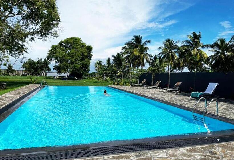 فندق Lagoon House Negombo