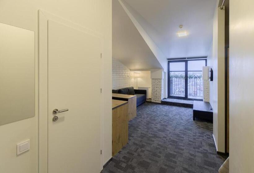 هتل Loft Inn Self Check In